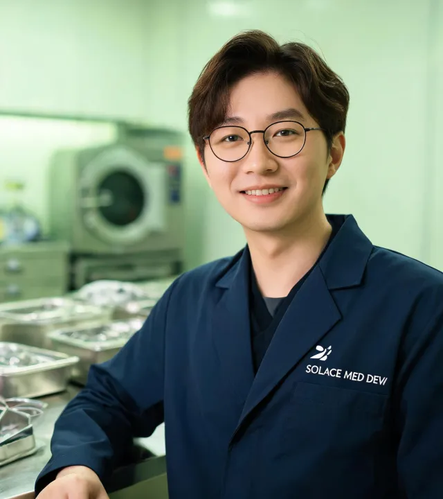 Founder portrait, biomedical engineer turned medical device entrepreneur